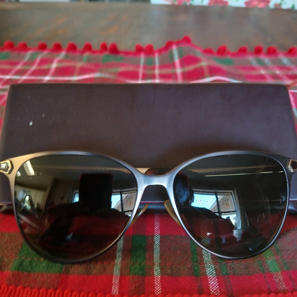 Fendi Round Brown Sunglasses